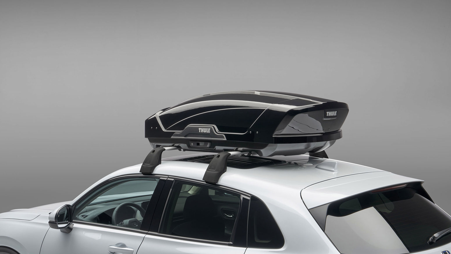 ZR V Thule Roof Box 400L Carousel